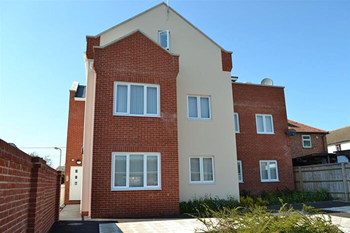 2 Bedroom Flat To Rent In Merion Court, Didcot, OX11