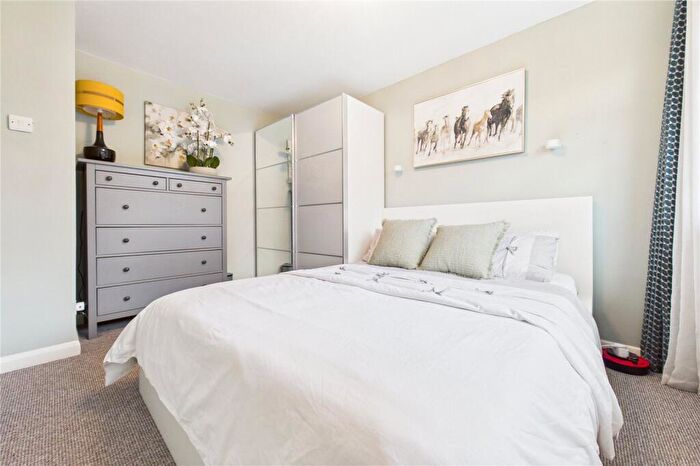 3 Bedroom Semi-Detached House For Sale In Pine Ridge Road, Burghfield Common, Reading, Berkshire, RG7