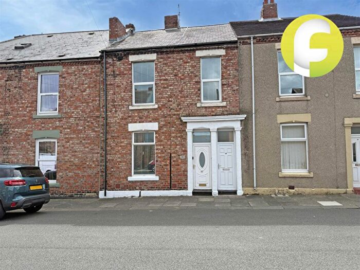 2 Bedroom Flat For Sale In Vicarage Street, North Shields, NE29