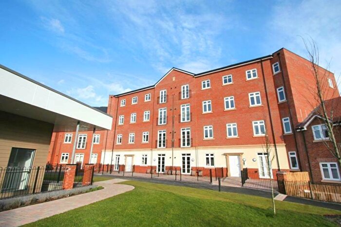 2 Bedroom Flat To Rent In Abbotsbury Court, Rumbush Lane, Solihull, B90