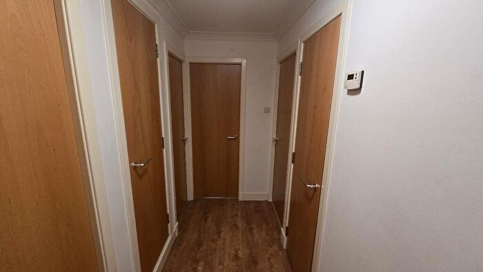2 Bedroom Flat To Rent In Bath Street, City Centre, Glasgow, G2