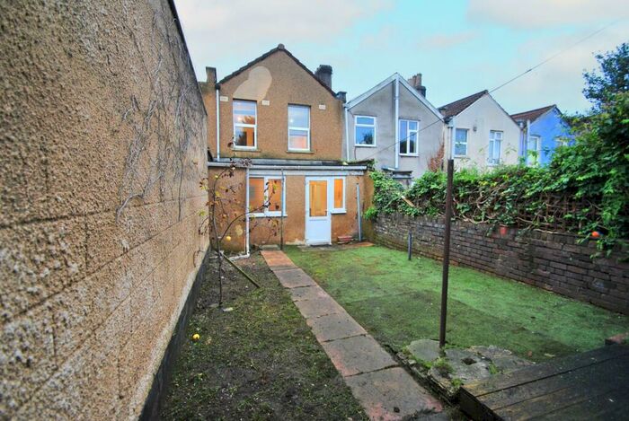 3 Bedroom End Of Terrace House To Rent In Boswell Street, Eastville, BS5