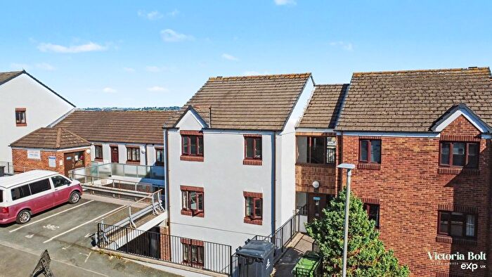 2 Bedroom Flat For Sale In Leeside Court, Northesk Street, Stoke, PL2