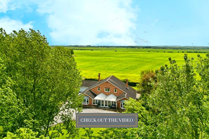 3 Bedroom Detached House For Sale In Freshlands, Owstwick, Hull, HU12