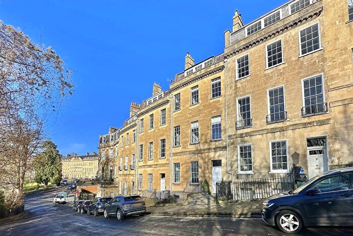 2 Bedroom Flat For Sale In Lansdown Place West, Bath, BA1