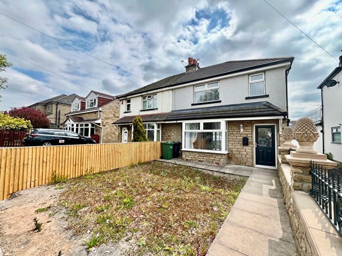 3 Bedroom Property To Rent In Tyersal Road, Bradford, BD4