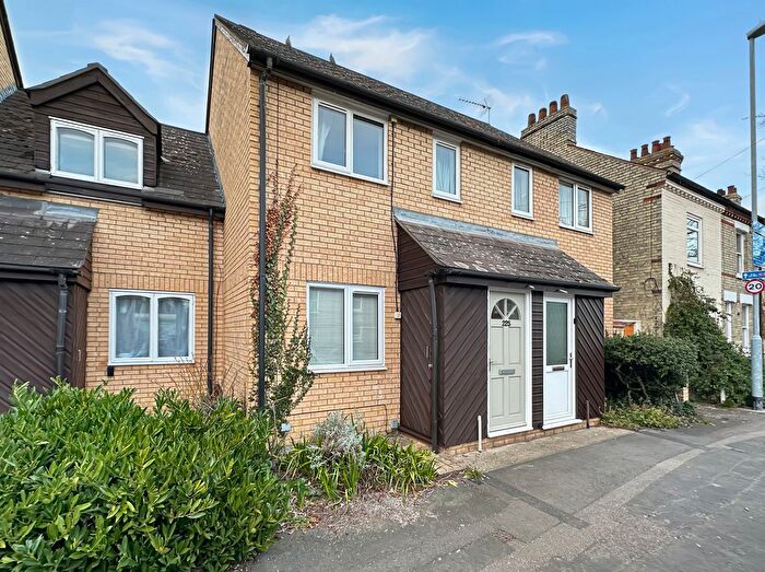 2 Bedroom Semi-Detached House To Rent In High Street, Chesterton, Cambridge, CB4