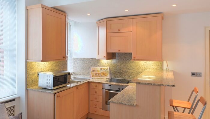 1 Bedroom Flat To Rent In Hill Street, London, W1J