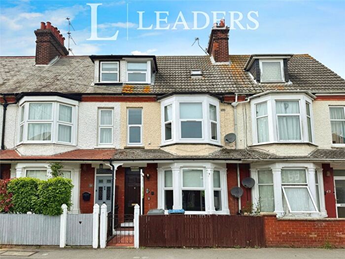 1 Bedroom Apartment For Sale In Victoria Street, Felixstowe, Suffolk, IP11