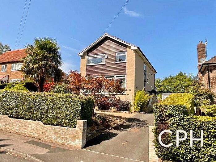 4 Bedroom Detached House For Sale In South Avenue, Scalby, Scarborough, YO13