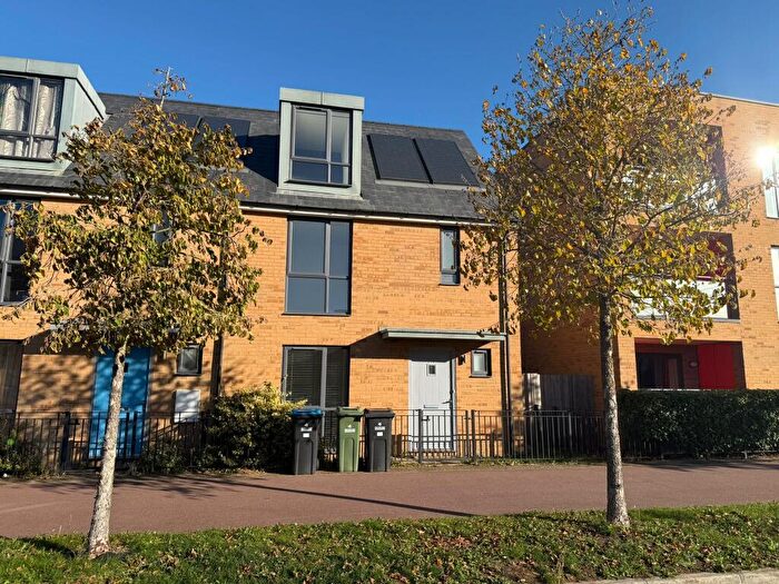 3 Bedroom House To Rent In Fen Street, Brooklands, Milton Keynes, MK10