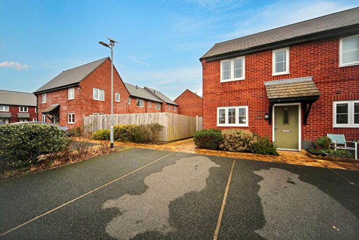 2 Bedroom Semi-detached House For Sale In Ludlow Street, Standish, WN6