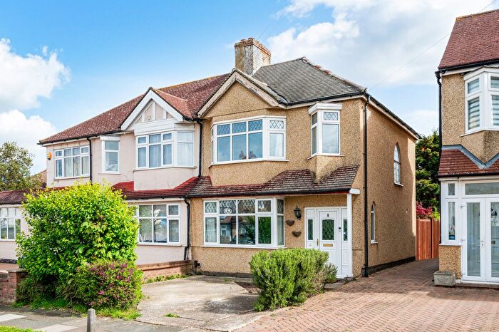 3 Bedroom Semi Detached House For Sale In Carlingford Road, Morden, SM4