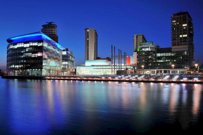 2 Bedroom Flat For Sale In Number One, Mediacity, M50