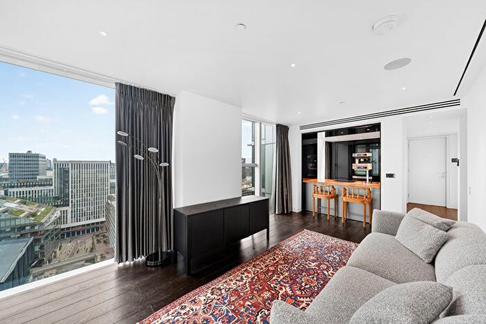 1 Bedroom Flat To Rent In The Heron, Moor Lane London, EC2Y