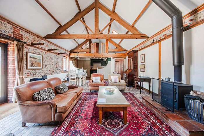 3 Bedroom Barn Conversion For Sale In Chain Free In Weybourne, NR25