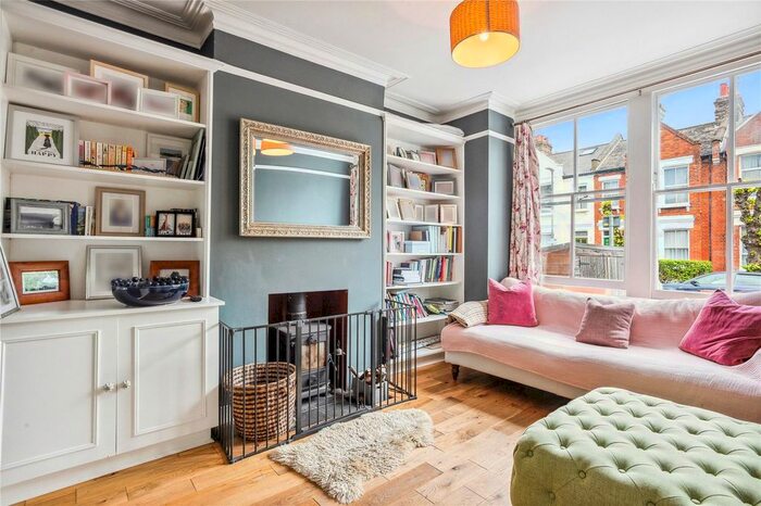 3 Bedroom Semi-Detached House To Rent In Albany Road, London, SW19