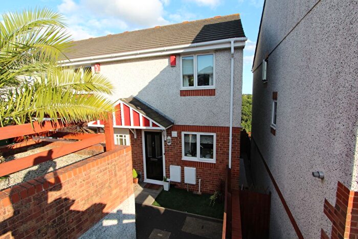 2 Bedroom End Terrace House To Rent In Coombe Way, Plymouth, PL5