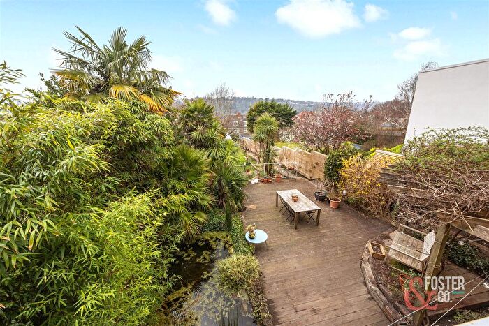 5 Bedroom Detached House For Sale In Surrenden Road, Brighton, BN1