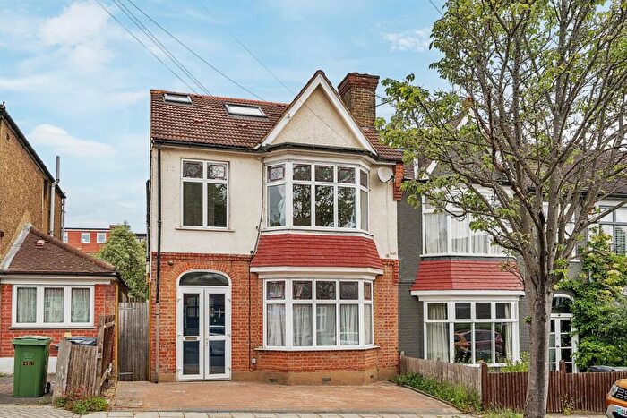 4 Bedroom End Of Terrace House For Sale In Polsted Road, London, SE6