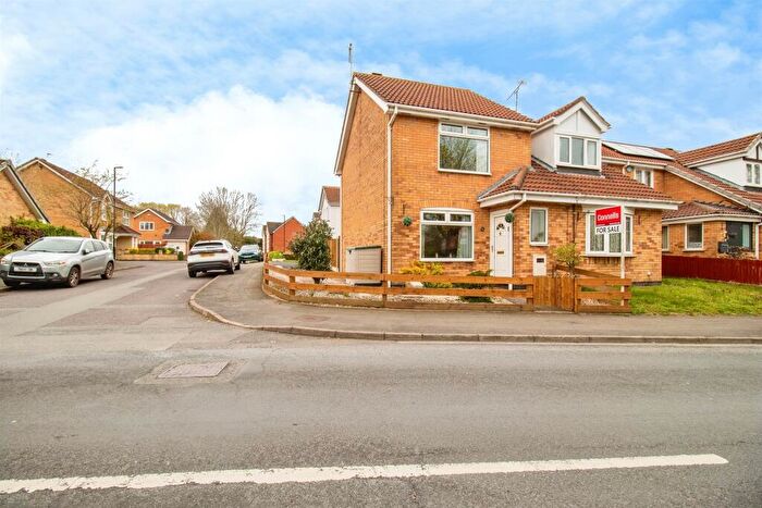 2 Bedroom End Of Terrace House For Sale In Bredon Avenue, Binley, Coventry, CV3