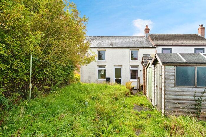 2 Bedroom End Of Terrace House For Sale In Pen Y Banc, Seven Sisters, Neath, SA10