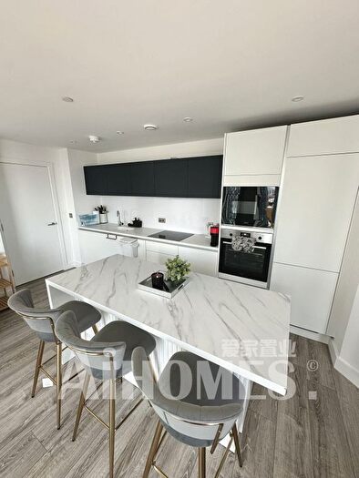 2 Bedroom Flat To Rent In Silvercroft Street, Manchester, M15