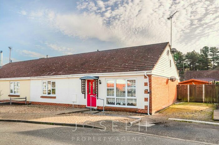 2 Bedroom Semi-Detached Bungalow For Sale In Chequer Field, Sutton Heath, IP12