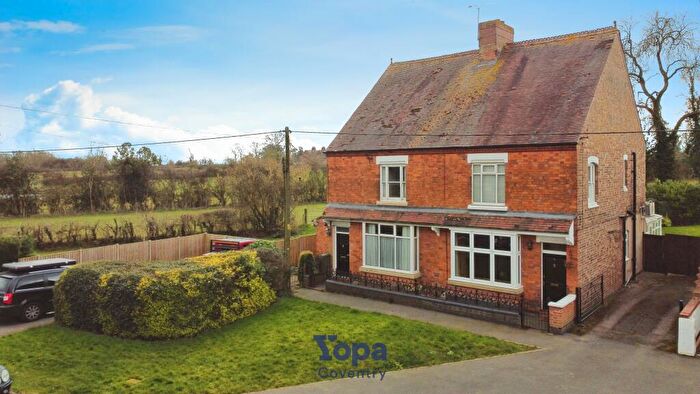 3 Bedroom Semi-Detached House For Sale In Lower Road, Coventry, CV7