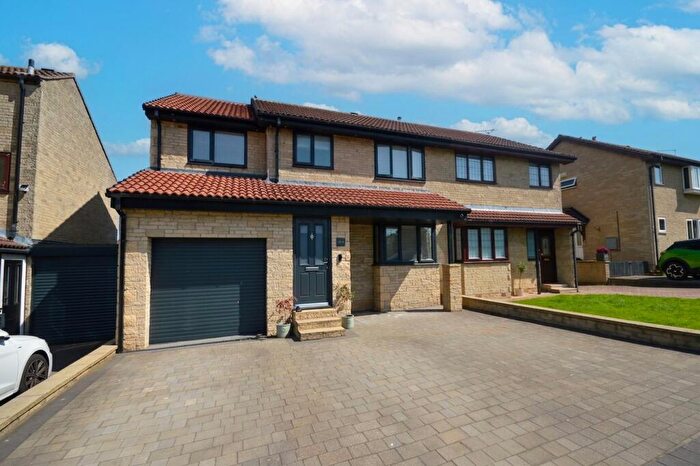4 Bedroom Semi-Detached House For Sale In Sorby Way, Wickersley, S66