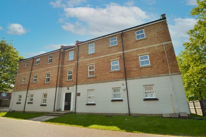 2 Bedroom Flat To Rent In Charnley Drive, Chapel Allerton, Leeds, LS7