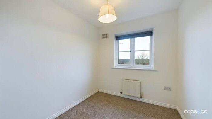 2 Bedroom Flat To Rent In Foss Road, Hilton, Derby, Derbyshire, DE65