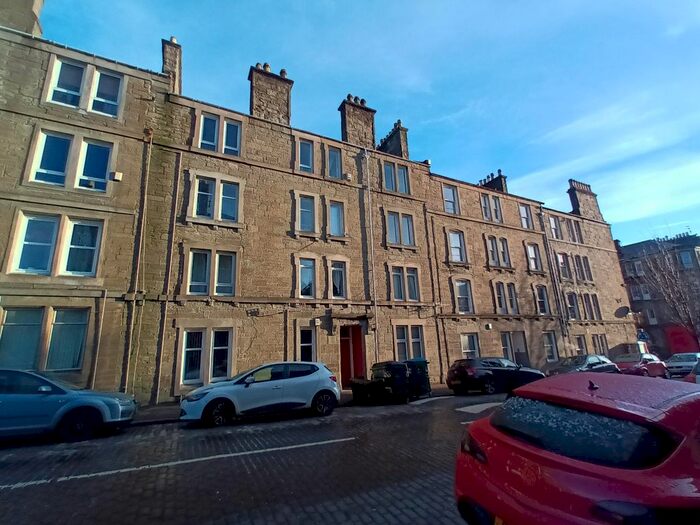 1 Bedroom Flat To Rent In Morgan Street, Stobswell, Dundee, DD4