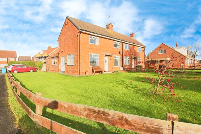 3 Bedroom Semi-Detached House For Sale In Pilmar Lane, Roos, Hull, East Riding Of Yorkshire, HU12