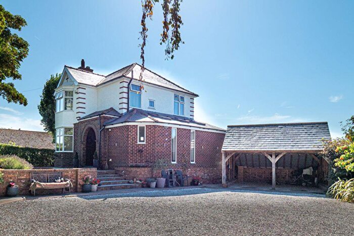 3 Bedroom Detached House For Sale In Nottingham Road, Selston, Nottingham, NG16