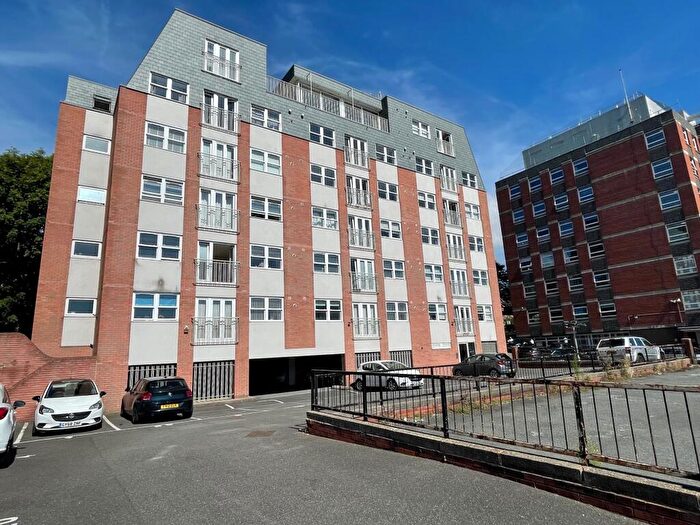 1 Bedroom Flat To Rent In St. Leonards Road, Eastbourne, BN21