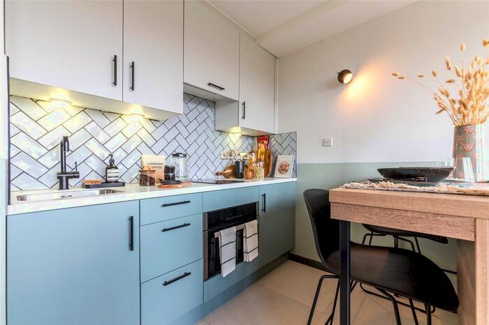 Studio To Rent In Uncle Stockwell, Courland Grove, London, SW8