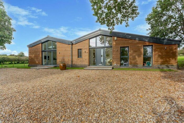 4 Bedroom Barn Conversion For Sale In Fishpool Road, Blidworth, Mansfield, NG21