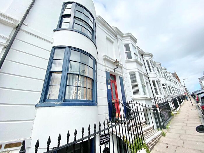 1 Bedroom Apartment To Rent In Montpelier Street, Brighton, BN1