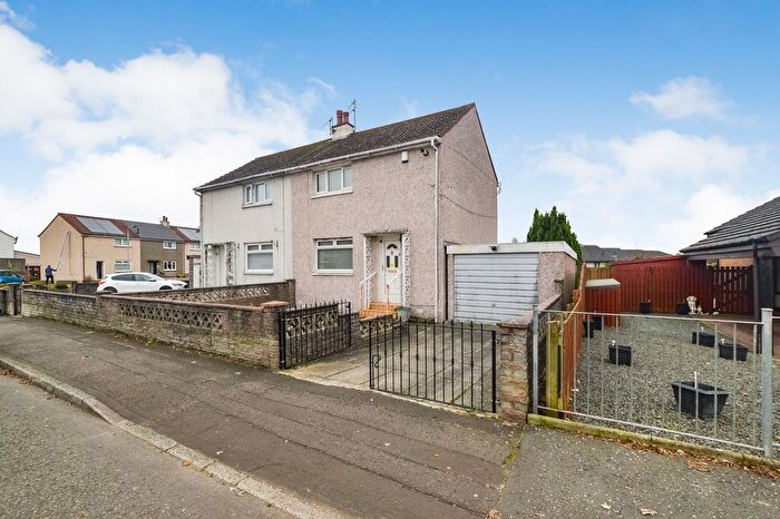 2 Bedroom Semi-Detached House For Sale In Redstone Avenue, Kilwinning, KA13