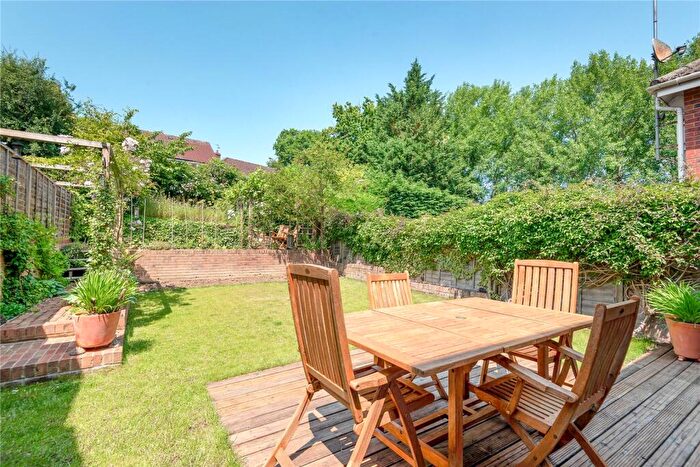 3 Bedroom Semi-Detached House For Sale In Coltsfoot Close, Burghfield Common, Reading, Berkshire, RG7