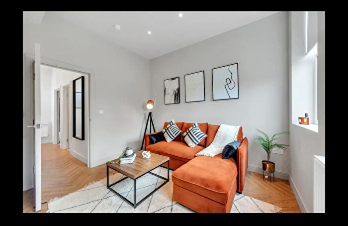 2 Bedroom Property To Rent In Minard Road, London, SE6