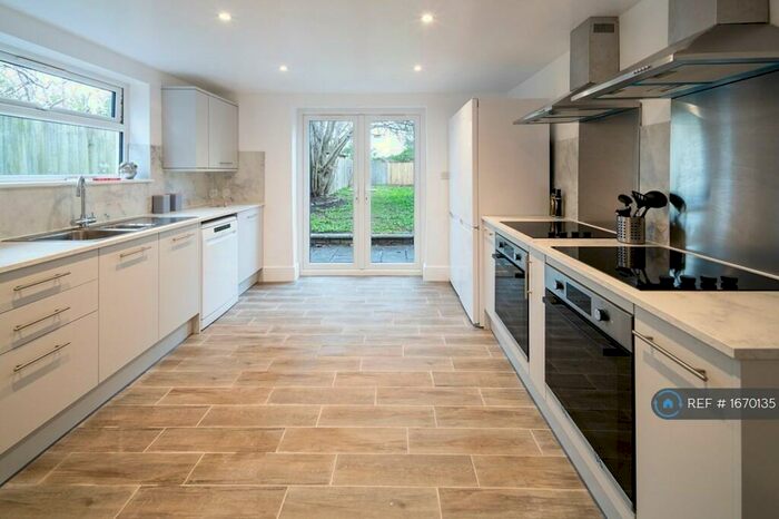 6 Bedroom Terraced House To Rent In Salisbury Road, St. Annes Park, Bristol, BS4