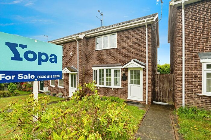 2 Bedroom End Terrace House For Sale In Lowlands Close, Kessingland, NR33