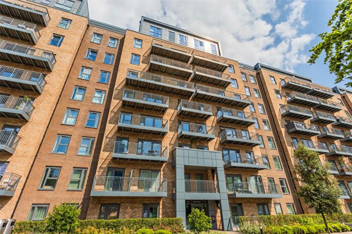 1 Bedroom Apartment For Sale In Beaufort Square, Beaufort Park, Colindale, NW9