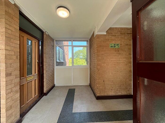 1 Bedroom Flat To Rent In Green Hill Way, Shirley, Solihull, B90