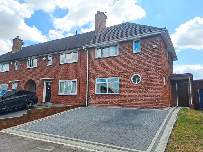 2 Bedroom End Of Terrace House For Sale In Brays Road, Sheldon, Birmingham, B26