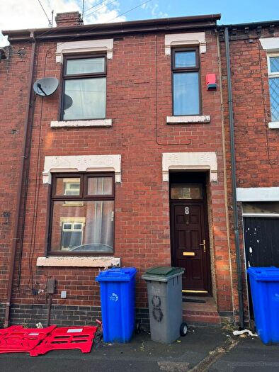 3 Bedroom Terraced House To Rent In Murray Street, Stoke-on-trent, ST6
