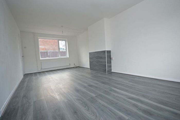 3 Bedroom Property To Rent In Weymouth Close, Corby, NN18