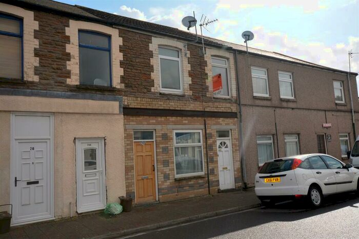 1 Bedroom Apartment To Rent In Carlisle Street, Splott, Cardiff, CF24